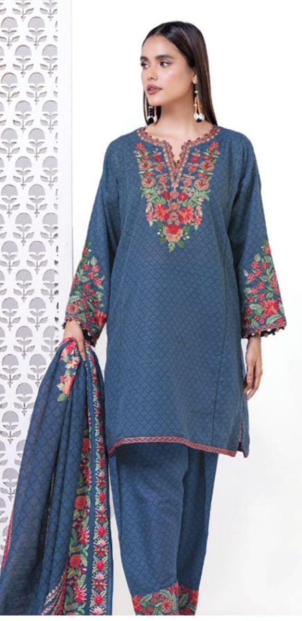 Khaadi Khaddar Embroided 3Piece